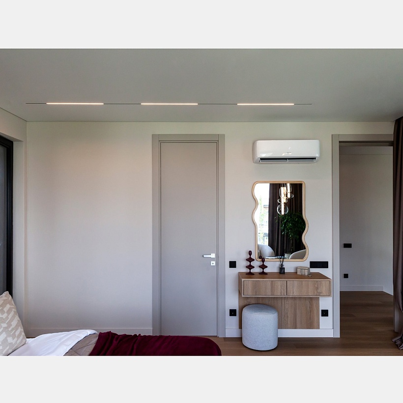4580-1U, трековый светильник, L630xW10.5xH18, LEDx16W, 48V, 570LM, 2700-5700K, CRI>90, beam angle:100, included